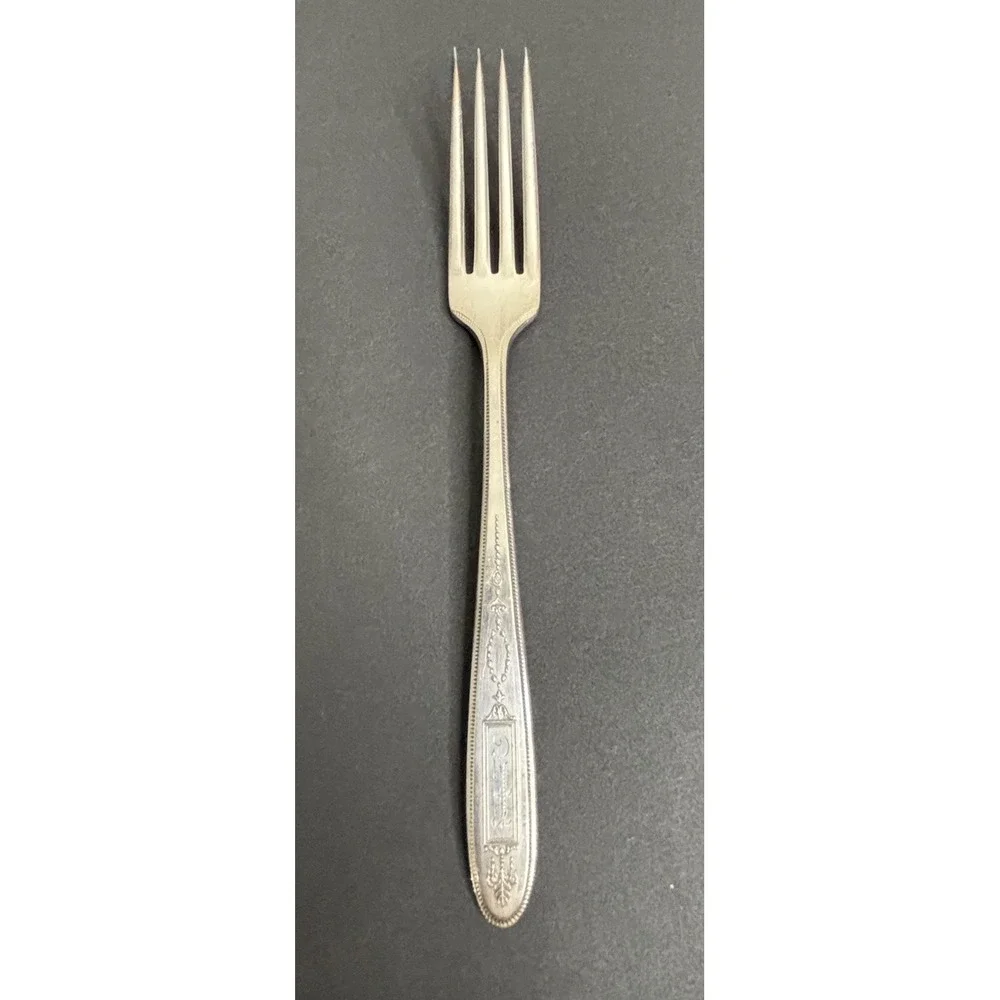 8 Oneida Community Grosvenor Dinner Forks Silverplate 7 3/4
